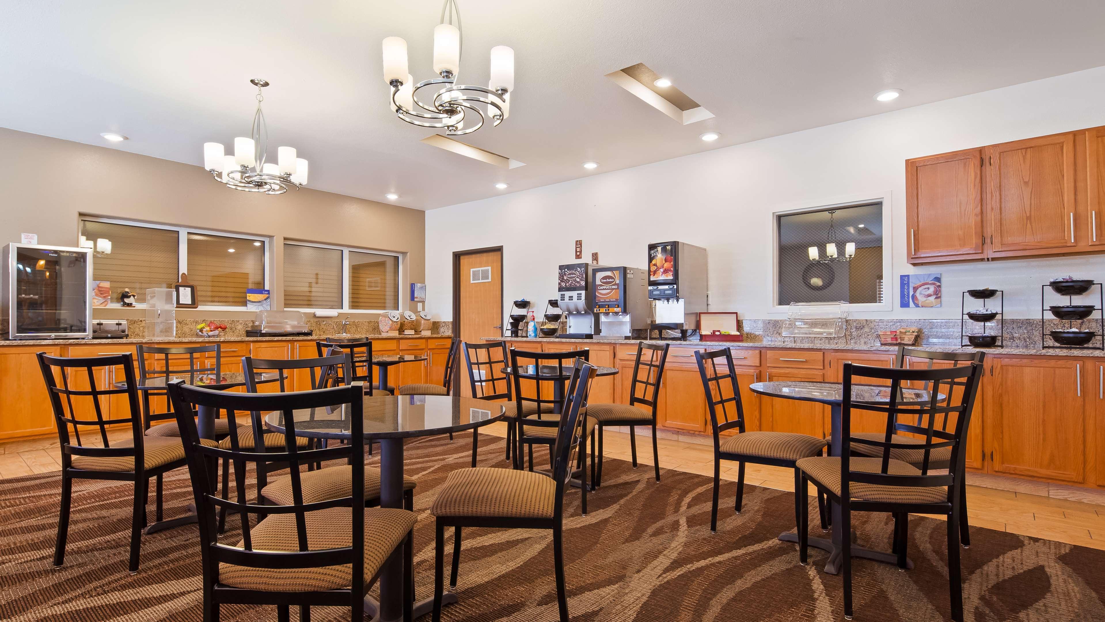Best Western Firestone Inn & Suites Лонґмонт Екстер'єр фото